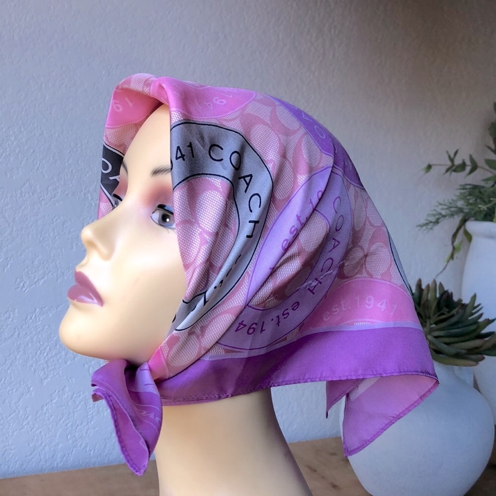COACH Y2K SCARF